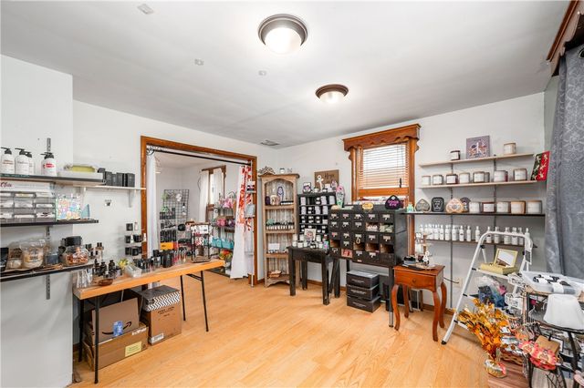 375 Main St, Volant Boro, PA 16156