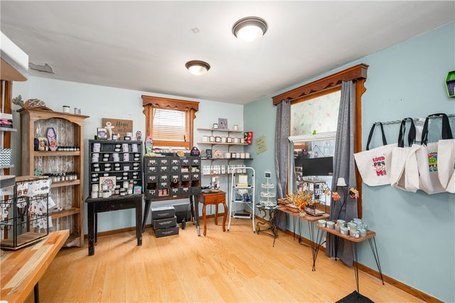 375 Main St, Volant Boro, PA 16156