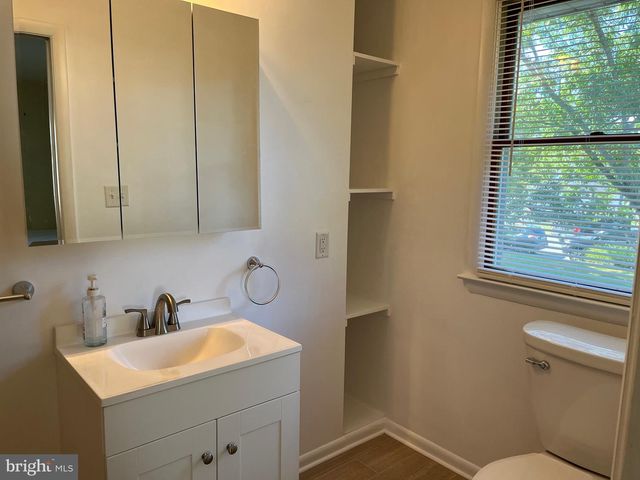 718 WAYSIDE AVE, Easton, MD 21601