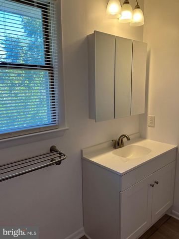 718 WAYSIDE AVE, Easton, MD 21601