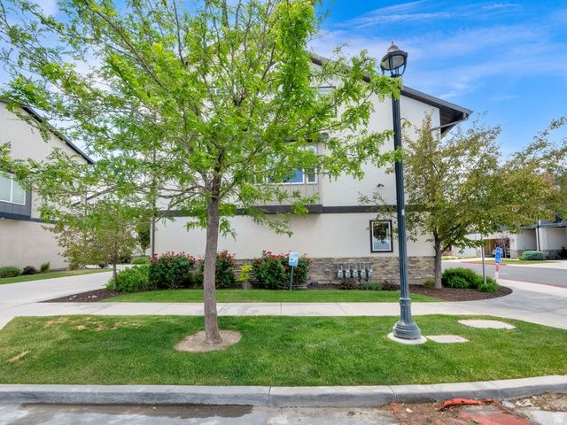 14719 S NOB LN, Bluffdale, UT 84065