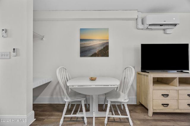 1501 N New River Drive 103, Holly Ridge, NC 28445