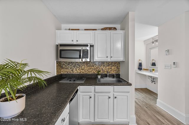 1501 N New River Drive 103, Holly Ridge, NC 28445