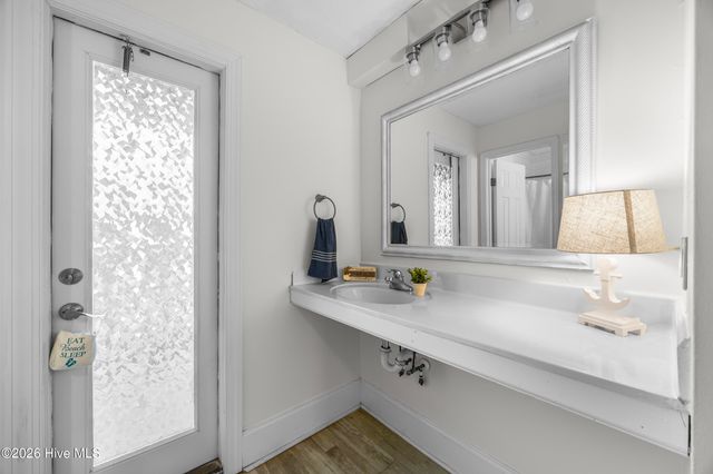 1501 N New River Drive 103, Holly Ridge, NC 28445