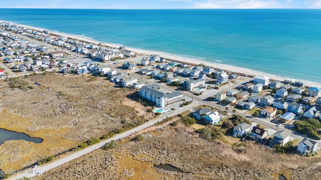 1501 N New River Drive 103, Holly Ridge, NC 28445