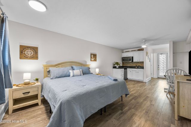 1501 N New River Drive 103, Holly Ridge, NC 28445