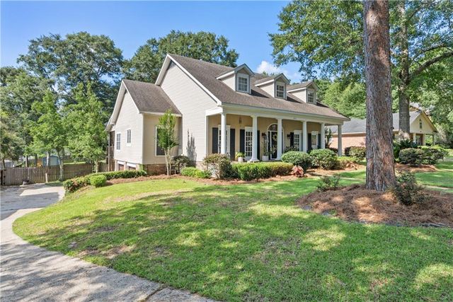 6812 Hunters Court, Mobile, AL 36695