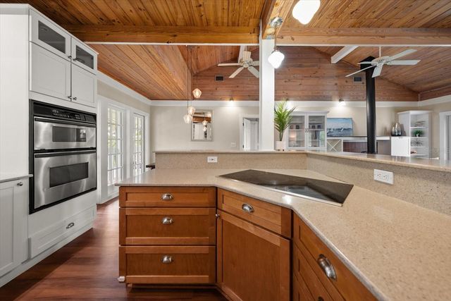 7500 141ST STREET, Seminole, FL 33776