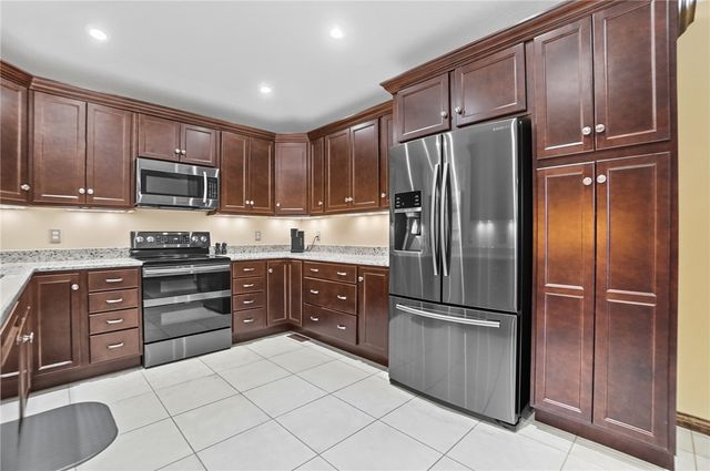 6528 Bellow Court, Waynesville, OH 45068