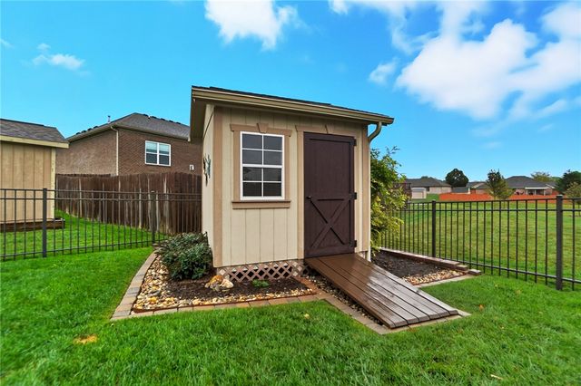 6528 Bellow Court, Waynesville, OH 45068
