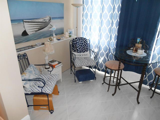 2615 NE 1st Court 406, Boynton Beach, FL 33435