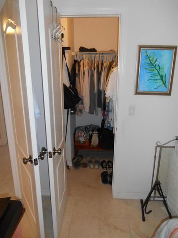 2615 NE 1st Court 406, Boynton Beach, FL 33435