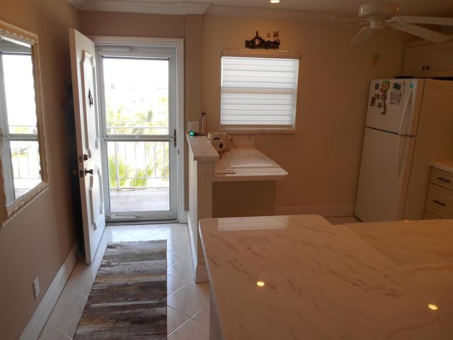 2615 NE 1st Court 406, Boynton Beach, FL 33435