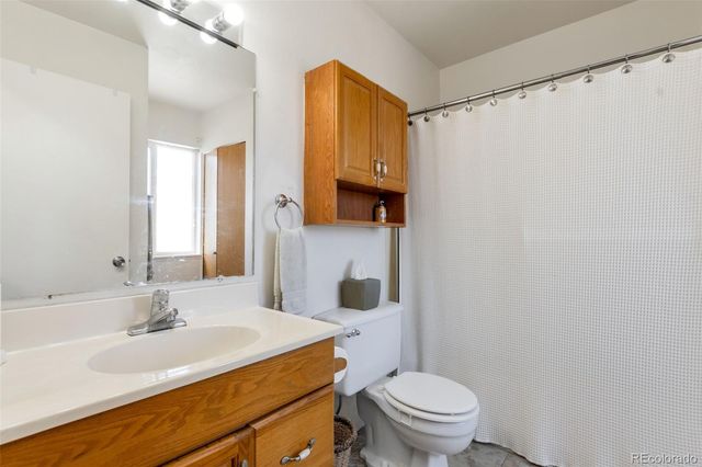 2616 S Xanadu Way B, Aurora, CO 80014