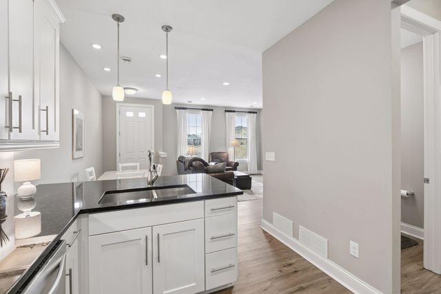 8414 Hemlock Lane N, Maple Grove, MN 55369