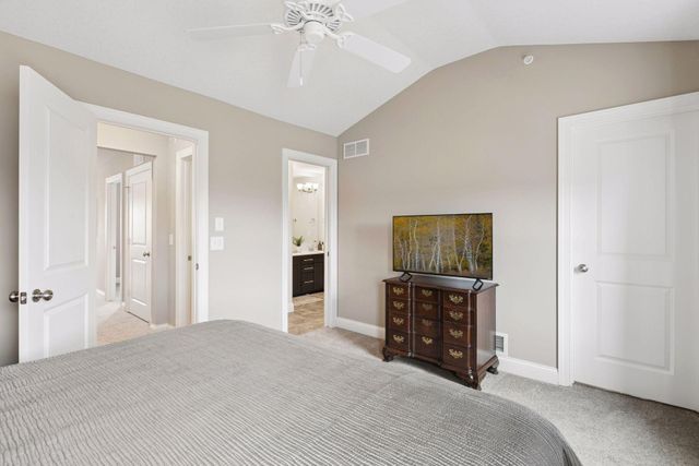 8414 Hemlock Lane N, Maple Grove, MN 55369