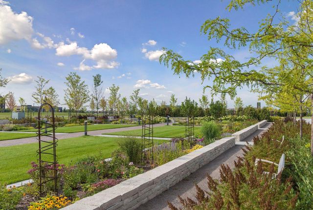 8414 Hemlock Lane N, Maple Grove, MN 55369