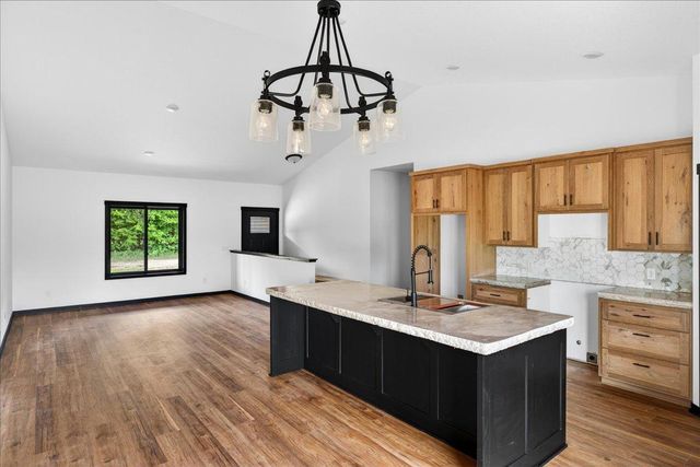 12085 Sunrise Road, Sunrise Twp, MN 55032