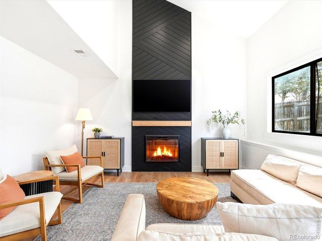 3501 Lakeview Circle, Longmont, CO 80503