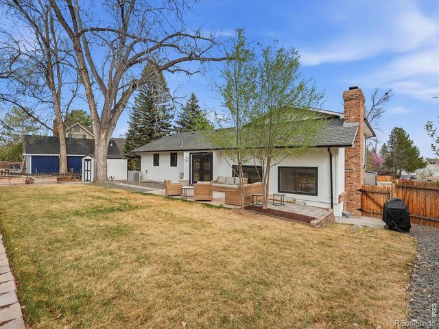 3501 Lakeview Circle, Longmont, CO 80503