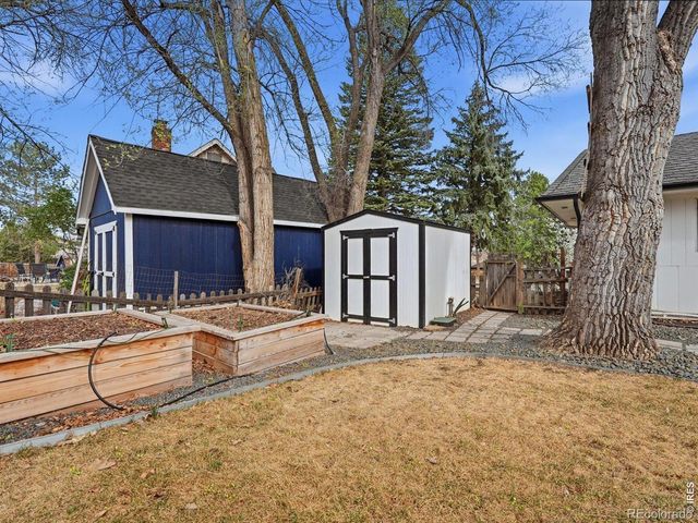 3501 Lakeview Circle, Longmont, CO 80503