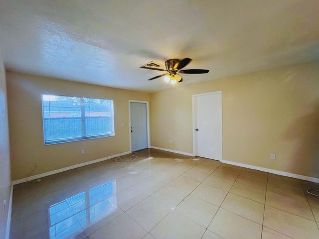 3029 Martin Avenue 3029, Greenacres, FL 33463