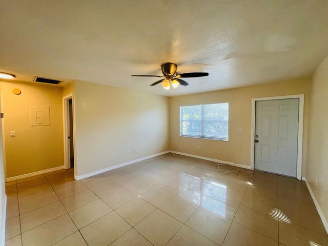 3029 Martin Avenue 3029, Greenacres, FL 33463