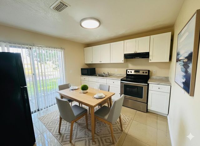 3029 Martin Avenue 3029, Greenacres, FL 33463