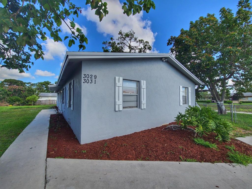 3029 Martin Avenue 3029, Greenacres, FL 33463