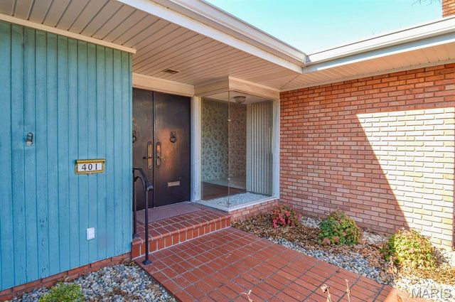 401 Garden Boulevard, Belleville, IL 62220