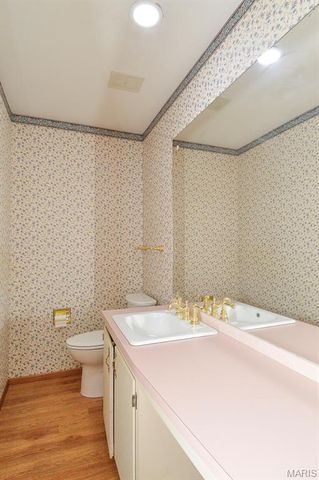 401 Garden Boulevard, Belleville, IL 62220