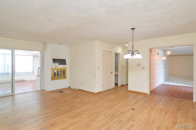 401 Garden Boulevard, Belleville, IL 62220