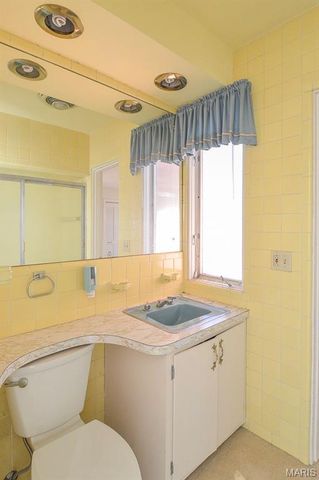 401 Garden Boulevard, Belleville, IL 62220