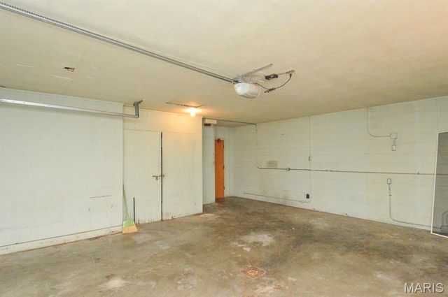 401 Garden Boulevard, Belleville, IL 62220