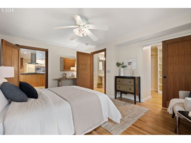 1350 E 25TH Ave, Eugene, OR 97403