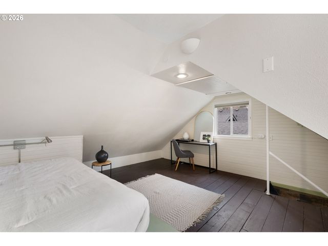 1350 E 25TH Ave, Eugene, OR 97403