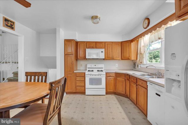 232 EMERSON ST, Woodbury, NJ 08096