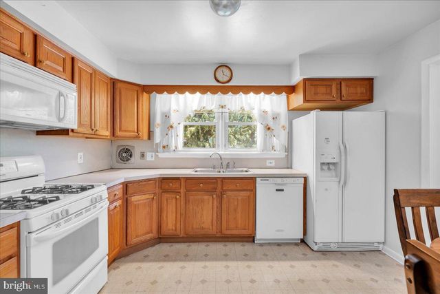 232 EMERSON ST, Woodbury, NJ 08096