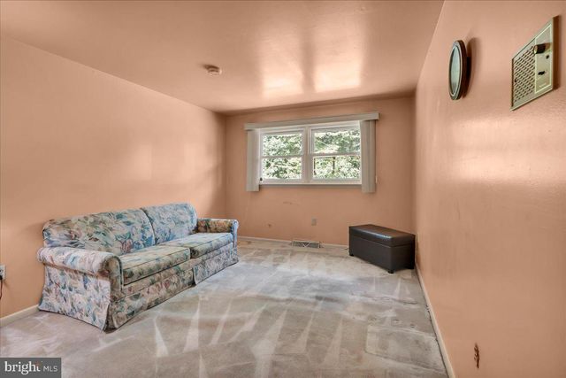 232 EMERSON ST, Woodbury, NJ 08096