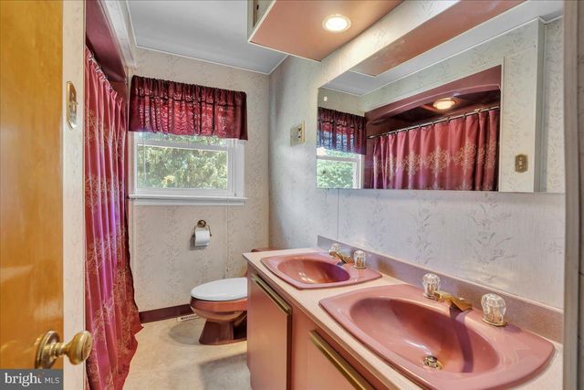 232 EMERSON ST, Woodbury, NJ 08096