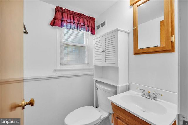 232 EMERSON ST, Woodbury, NJ 08096
