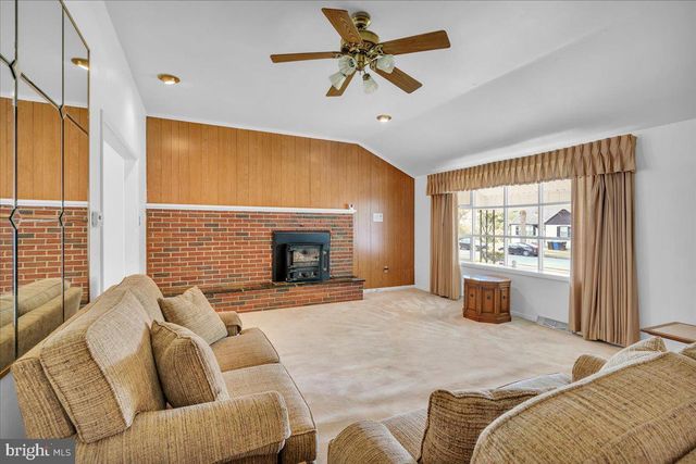 232 EMERSON ST, Woodbury, NJ 08096