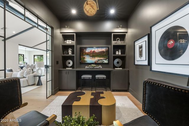 8167 E QUARTERHORSE Trail, Scottsdale, AZ 85258