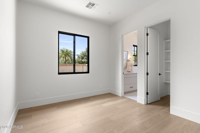8167 E QUARTERHORSE Trail, Scottsdale, AZ 85258