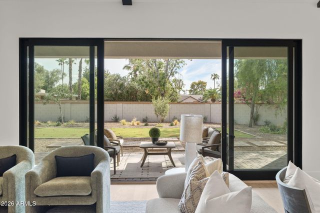 8167 E QUARTERHORSE Trail, Scottsdale, AZ 85258