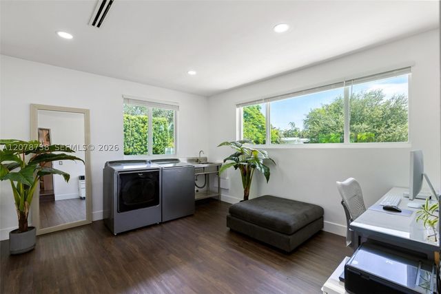 6140 SW 65th Ave, South Miami, FL 33143