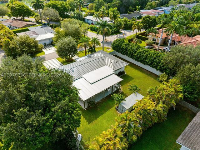 6140 SW 65th Ave, South Miami, FL 33143