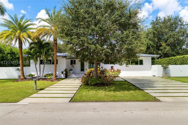 6140 SW 65th Ave, South Miami, FL 33143