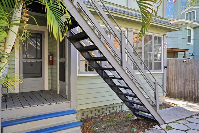 725 8TH STREET N 1, St Petersburg, FL 33701