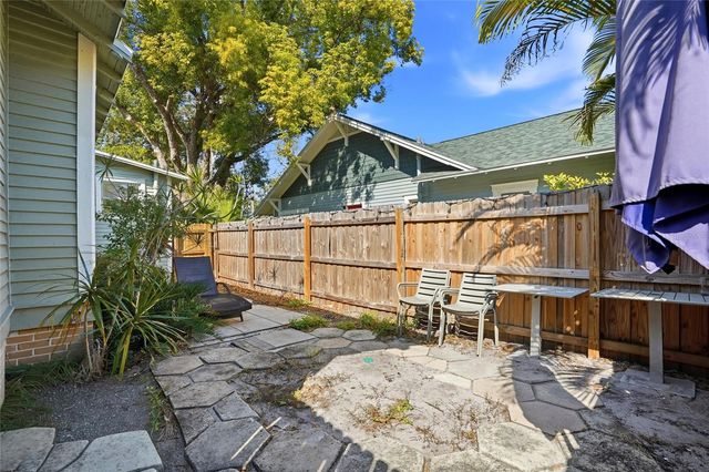 725 8TH STREET N 1, St Petersburg, FL 33701